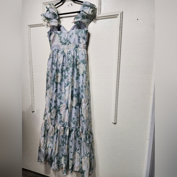 Lulus Soiree Perfection Light Blue Floral Ruffled Tiered Maxi Dress M Wedding - Picture 10 of 11